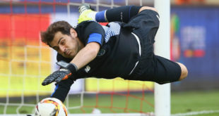 Iker Casillas akan Pensiun setelah Gianluigi Buffon