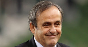 FIFA mengatakan UEFA: Michel Platini dapat menghadiri pertandingan Euro 2016